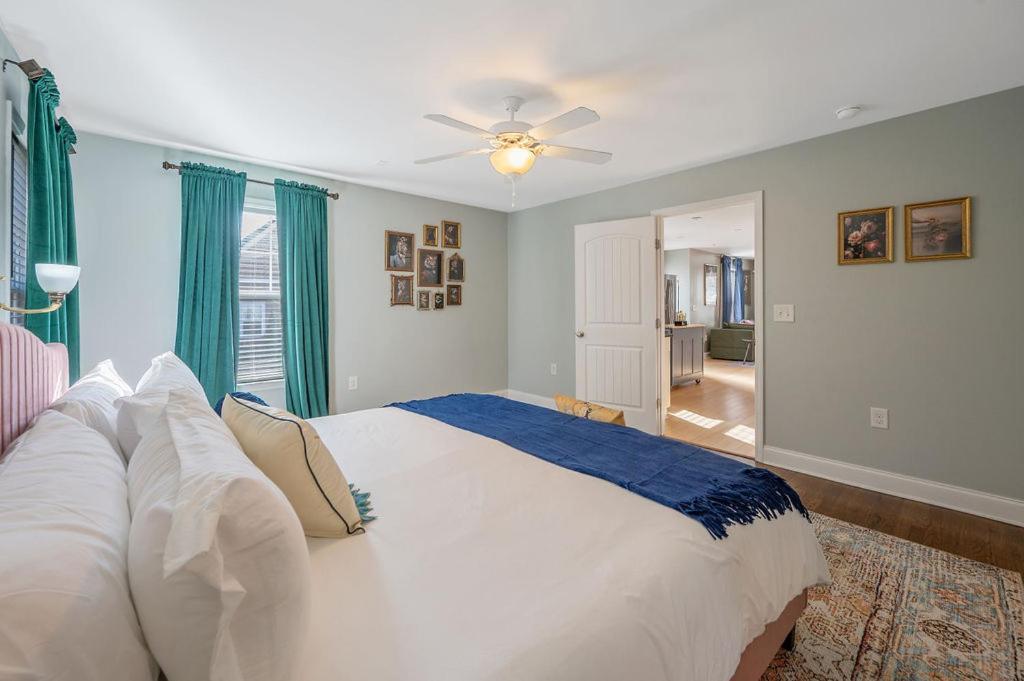 New Victorian Theme, 3Br, Lrg Backyard Close To Pnc Arena, Downtown, And Rdu Airport Raleigh Exterior photo