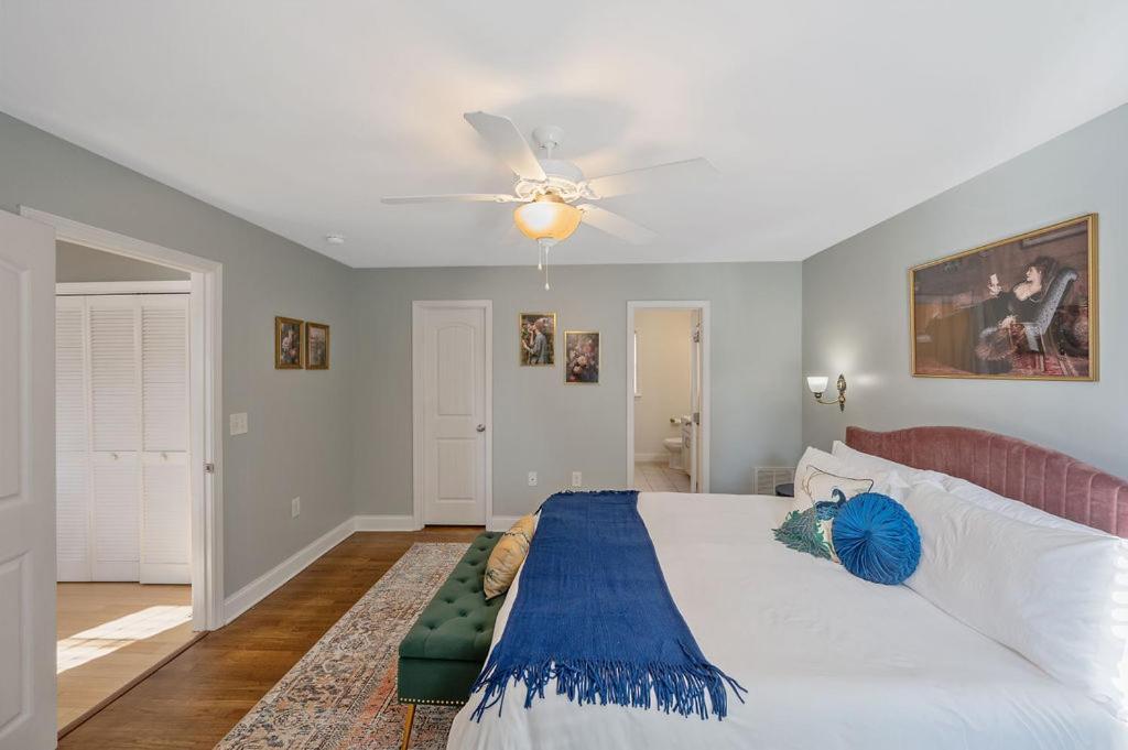 New Victorian Theme, 3Br, Lrg Backyard Close To Pnc Arena, Downtown, And Rdu Airport Raleigh Exterior photo